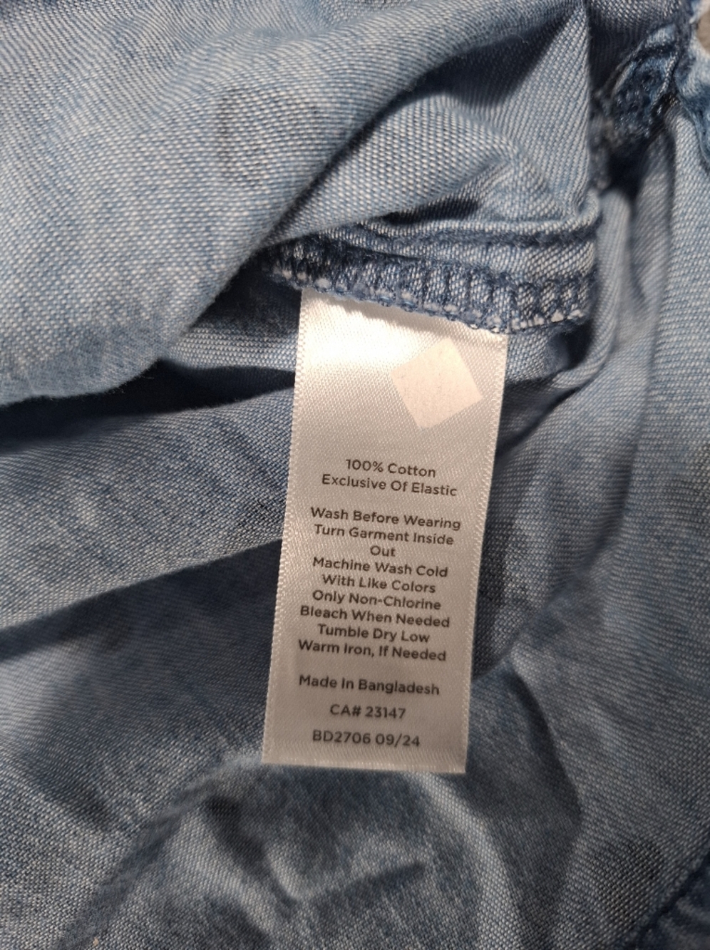 Talbots Petite XL Blue Chambray Heart Print Button Front Smocked Cuff Blouse - Picture 11 of 12